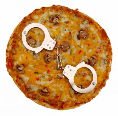 PIZZACUFF.jpg