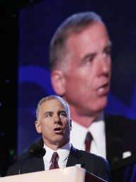 Howard Dean wants to turn Eastern Washington blue